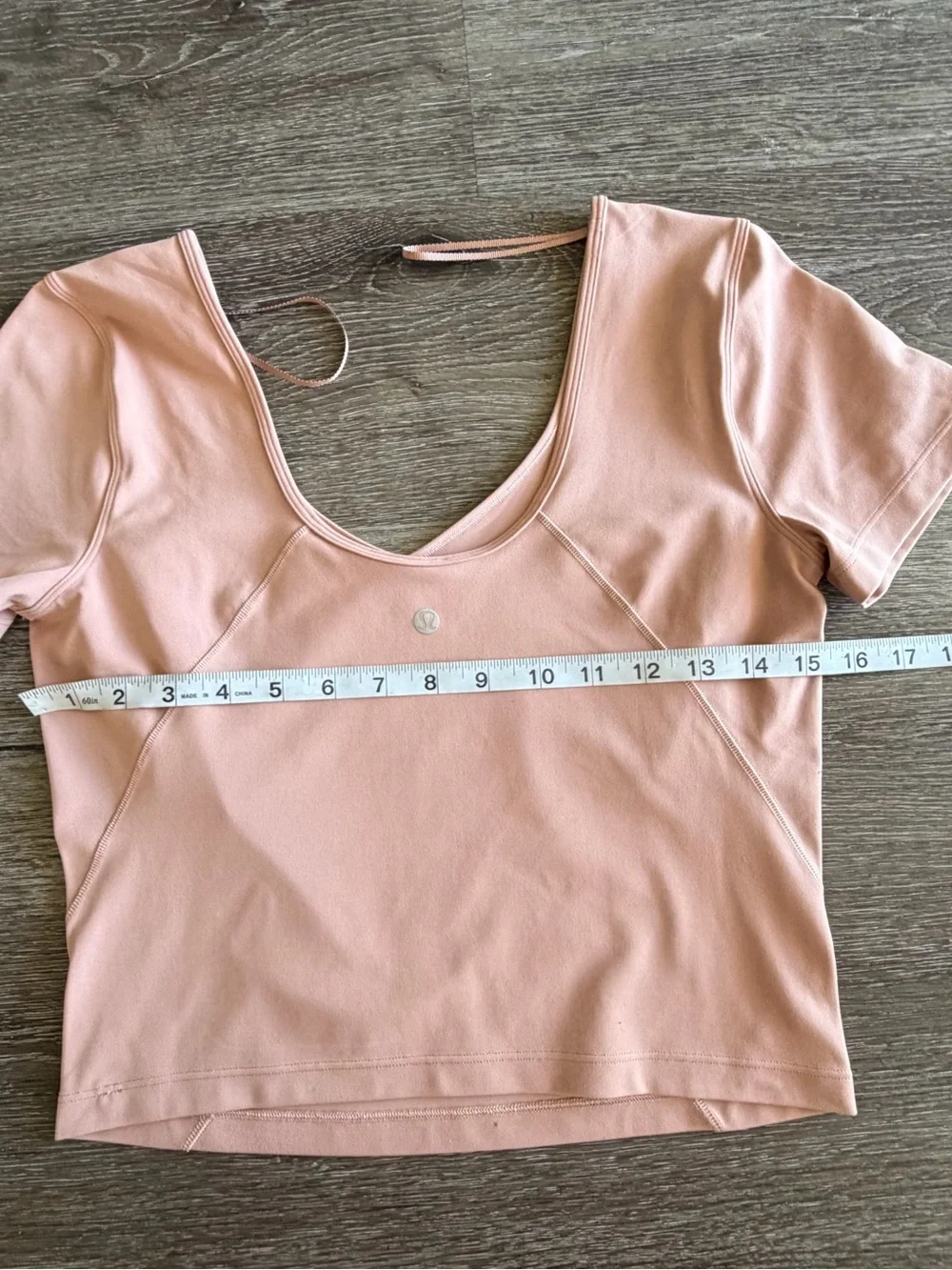 lululemon athletica Short Scoop Crop Top - Blush